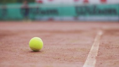 Tenis topu mahkeme ve arka plan Kılavuzu