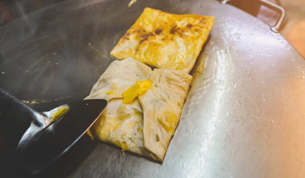 India Comida Callejera Roti Snack Dulce Placa Hierro Con Iluminación — Foto de Stock