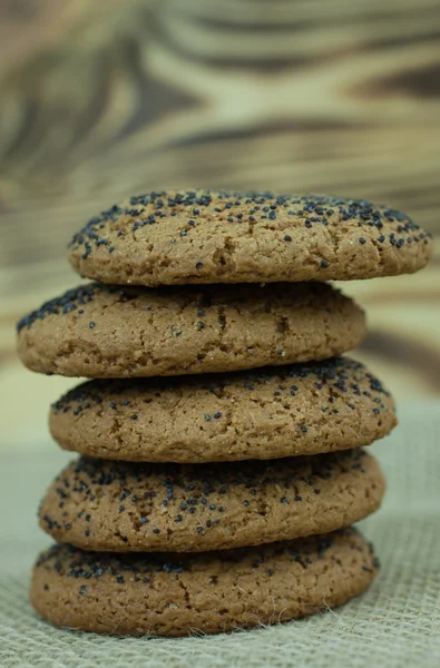 Oat cookies with sunflower seeds, sesame, raisins and honey — Stock Photo, Image