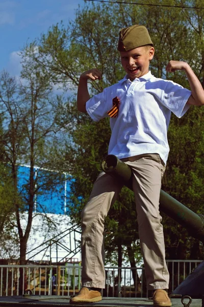 Garçon le plus mignon en uniforme — Photo