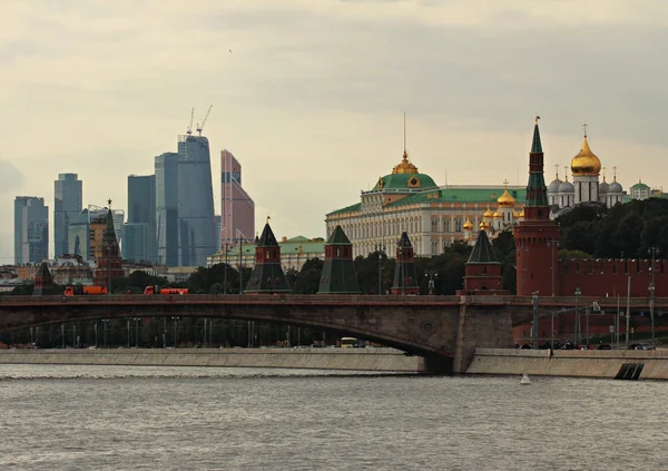 Gebäude in der Stadt, Russland — Stockfoto