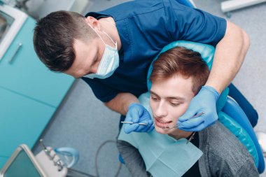 Diş hekimliği. Diş sağlığı kliniği. Doktor ve hasta. Diş Sağlığı.