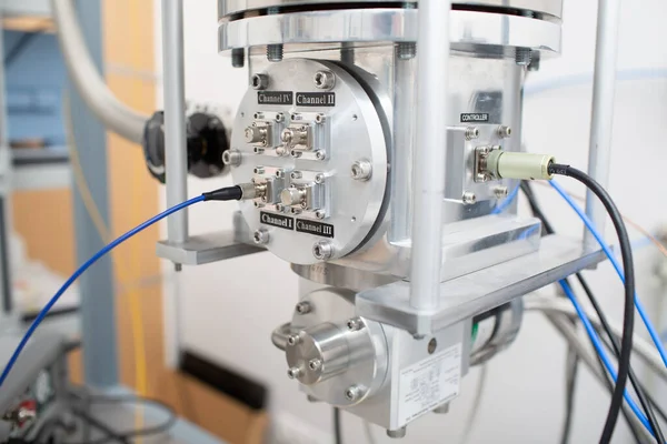 Detektor foton tunggal di laboratorium ilmiah tanpa manusia — Stok Foto