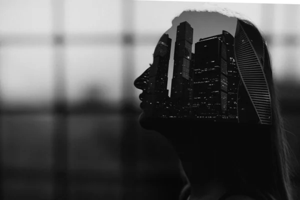Double exposure portrait of woman silhouette inside city skyscrapers urban building — Stock Photo, Image
