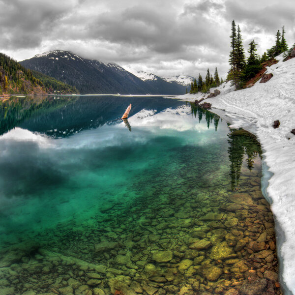 Turquoise mountain lake