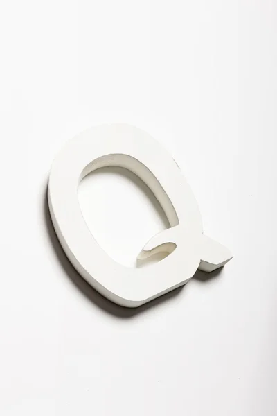 White wood craft for alphabet 'Q' — Stock Fotó
