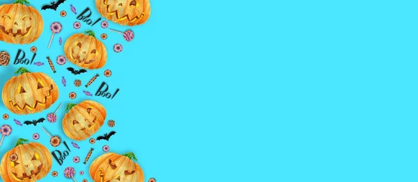 Poster di Halloween con caramelle di Halloween e zucca arancione di Halloween — Foto Stock