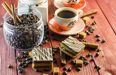 kahve çekirdekleri ile tarçın