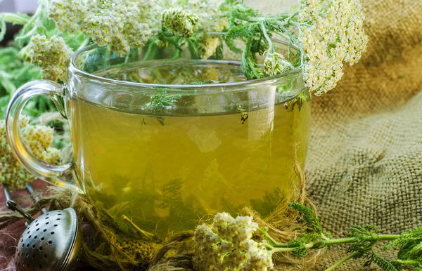 çay şifalı otlar ile