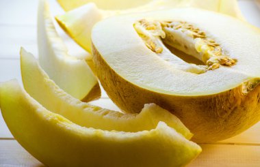 Olgun kavun dilimleri