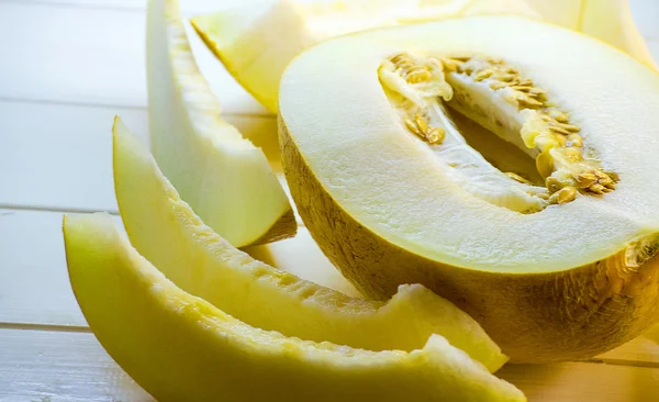 Tranches de melon mûr Photos De Stock Libres De Droits