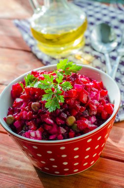 sebze salatası salata sosu