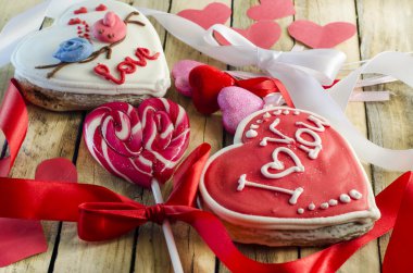 bir kalp şeklinde şeker