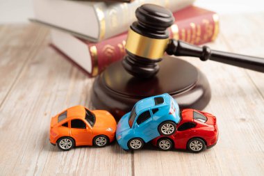 Bangkok, Tayland. 15 Mart 2024 Araba kazası davası ve sigorta..