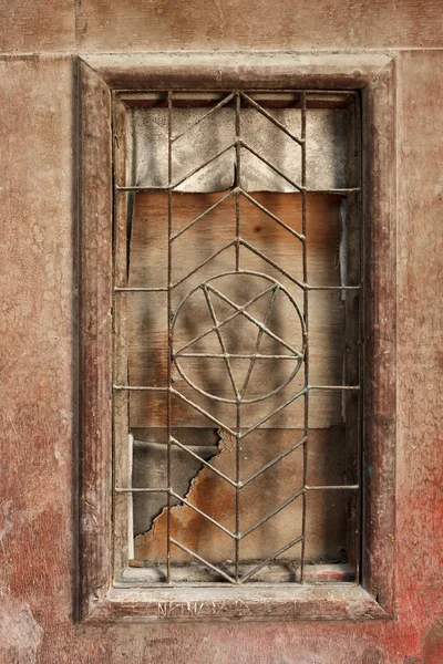 Stern von David auf einem Fenster — Stockfoto