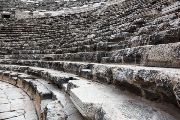 在 Antalia Aspendos 圆形剧场 — 图库照片