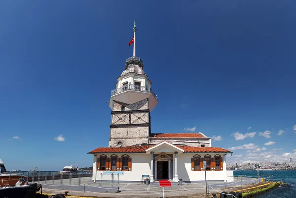 Maidens tower in Istanbul — Stock Photo, Image