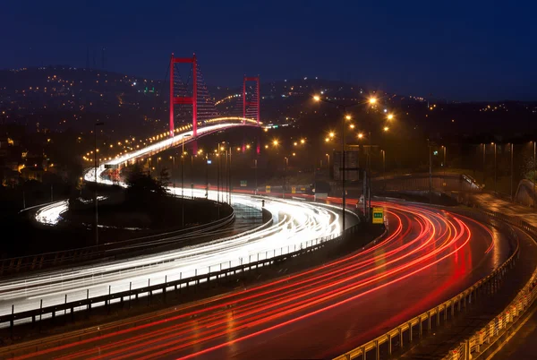 夜のボスポラス橋 — ストック写真