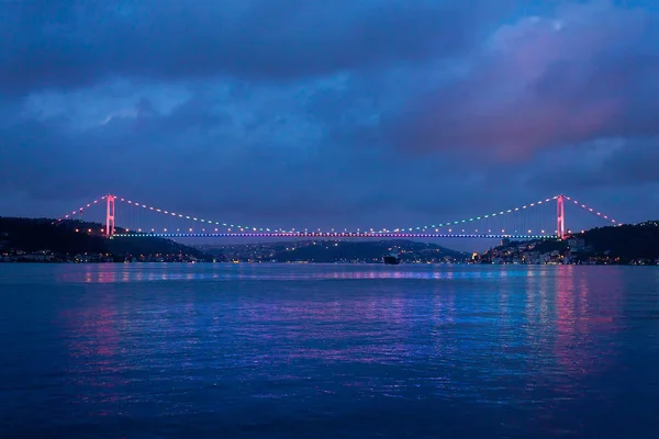 Puente mehmet sultán fatih — Foto de Stock