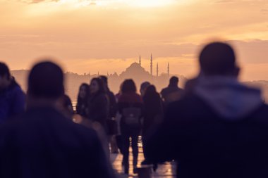 Ismarlayarak İstanbul