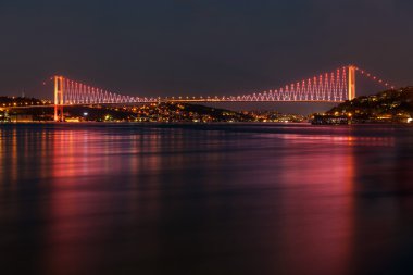 Geceleri Boğaz Köprüsü