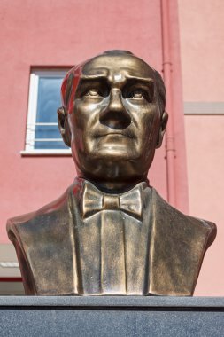 Atatürk büstü bronz