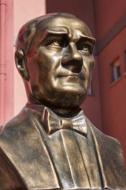 Atatürk büstü bronz