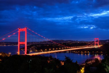 Istanbul'da Sultan Mehmet Köprüsü