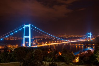 Istanbul'da Sultan Mehmet Köprüsü