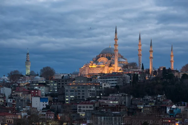 伊斯坦布尔的苏勒曼清真寺 — 图库照片