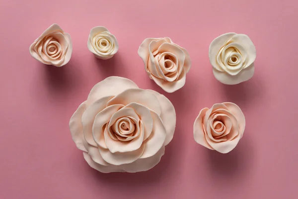 Lindas rosas fondant — Fotografia de Stock