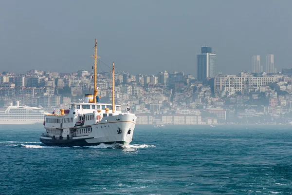 Ferry boat on Bosphorus — Stock Photo, Image