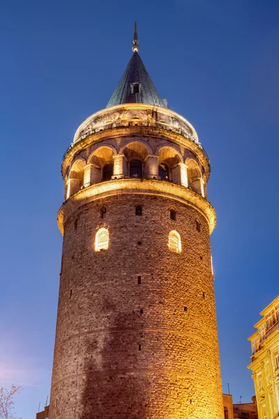 Galata-torony, a megvilágítás — Stock Fotó