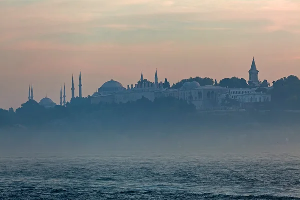 Známý poloostrov Istanbul — Stock fotografie