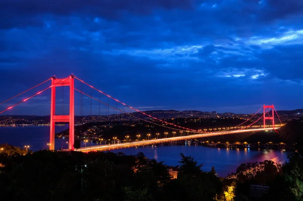 Sultan-Mehmet-Brücke in Istanbul — Stockfoto