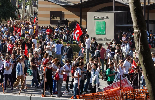 Lidé okupují Gezi Park — Stock fotografie
