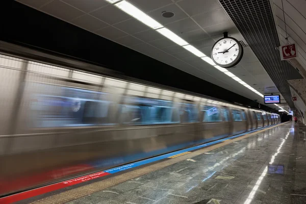 Train at platform in Istanbul Metro — Stok fotoğraf
