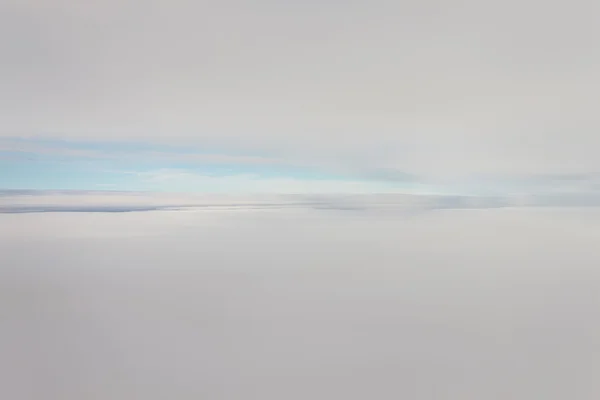 Niebo nad chmurami — Zdjęcie stockowe