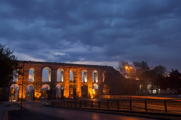 Aqueduto histórico em Fátima — Fotografia de Stock