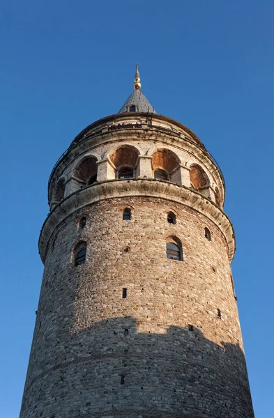 Vista inferior da torre de Galata — Fotografia de Stock