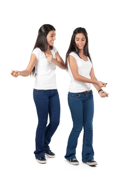 Dvě mladé dívky tančí — Stock fotografie