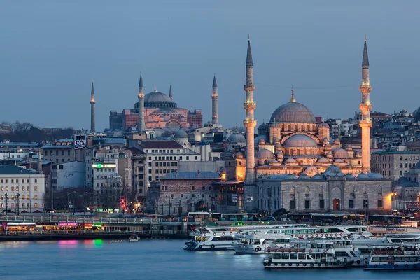 Új mecset és a Hagia Sophia — Stock Fotó