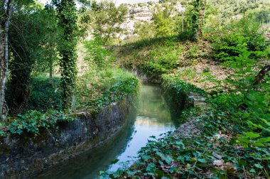 Gizli küçük kanal