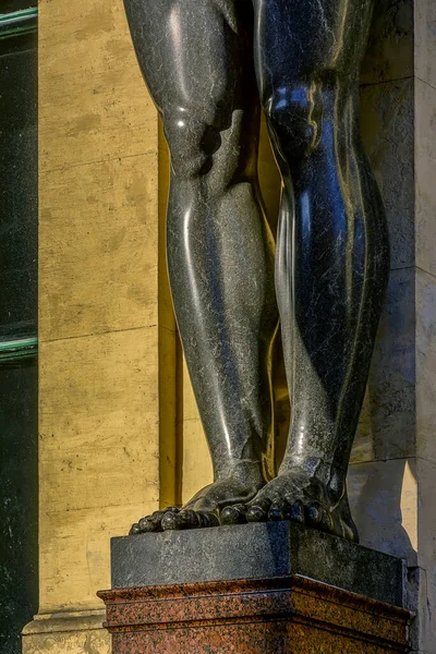 Detalles Escultura Los Atlantes Cerca Ermita San Petersburgo —  Fotos de Stock