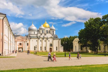 Veliky Novgorod Kremlin 'deki Aziz Sophia Katedrali. 
