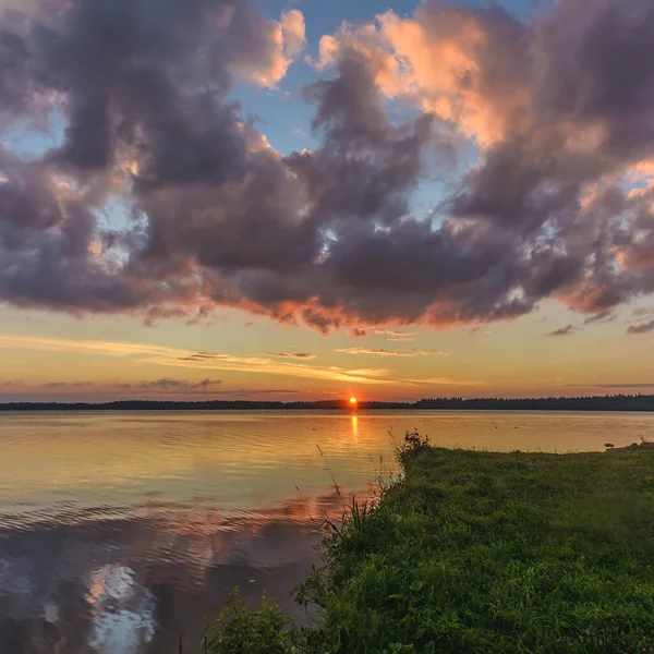 Beau Lever Soleil Été Lac Valdai — Photo