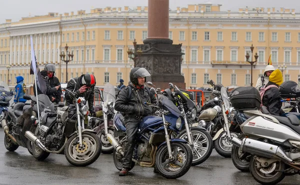 Praça Palácio São Petersburgo Rússia Abril 2021 Abertura Temporada Motocicletas — Fotografia de Stock