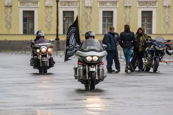 Praça Palácio São Petersburgo Rússia Abril 2021 Abertura Temporada Motocicletas — Fotografia de Stock