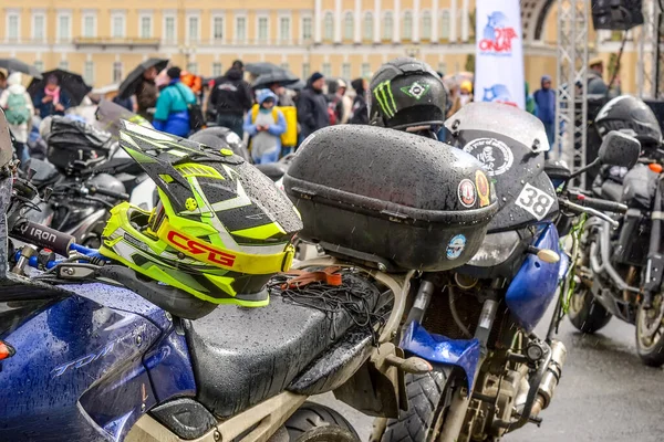 Plac Pałacowy Petersburga Rosja Kwietnia 2021 Otwarcie Sezonu Motocyklowego Sankt — Zdjęcie stockowe