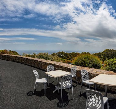 Dandenong Dağı, SkyHigh. 26 Gözlemevi Bulvarı, Dandenong Dağı VIP 3767. Avustralya. 3 Ocak 2014. Yüksek bir yerden çevreye bak.. 